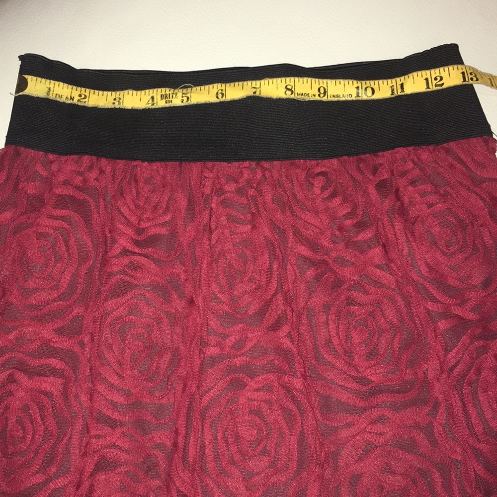 🌹 Stooshy rose skirt 🌹 - Picture 4 of 5